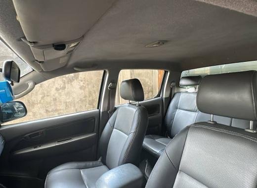 PICK-UP BY 7449 RB HILLUX (pour une location au nord du Bénin)