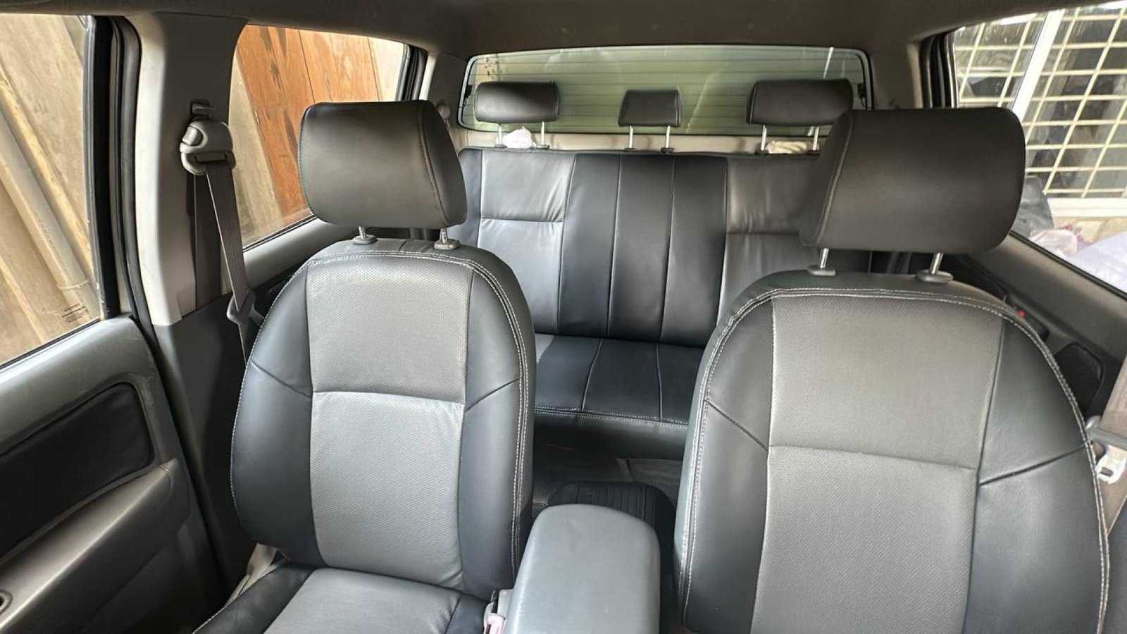 PICK-UP BY 7449 RB HILLUX (pour une location au nord du Bénin)