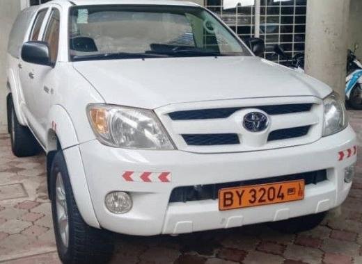 PICK-UP BY 3204 RB HILLUX (pour une location au nord du Bénin)